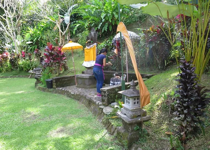 Kebun Villa, Belimbing, Bali Hotel Selemadeg